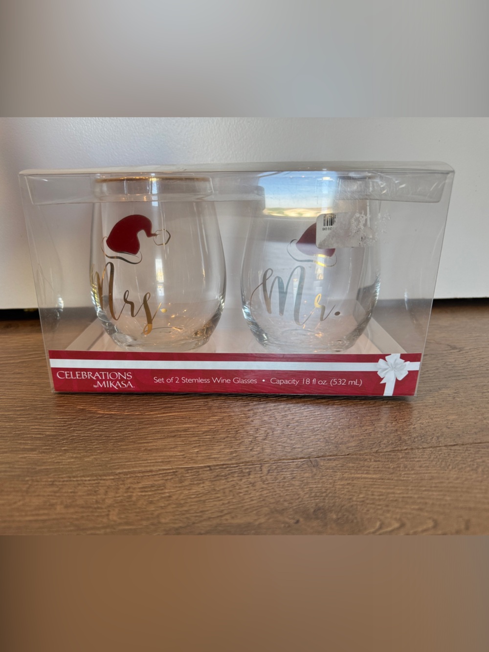 "Mr. & Mrs." Stemless Wine Glasses in Red
